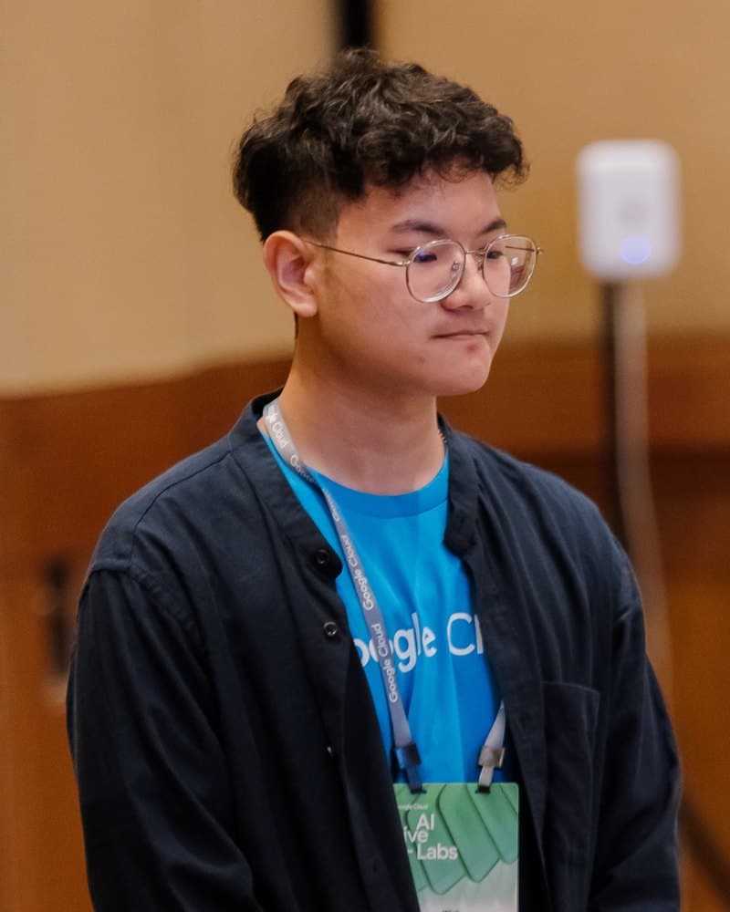 Wish Nakthong at a Google Cloud AI Live + Labs event